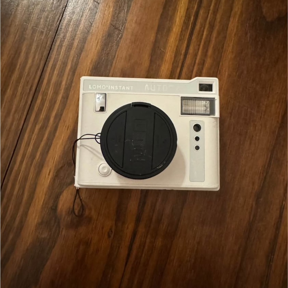 Polaroid Camera Lomography Lomo'Instant Automat Camera - White - Picture 3 of 6